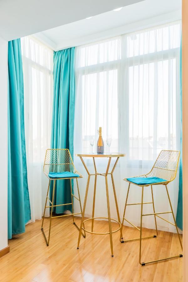 New Studio Carturesti - City Center บูคาเรสต์ ภายนอก รูปภาพ